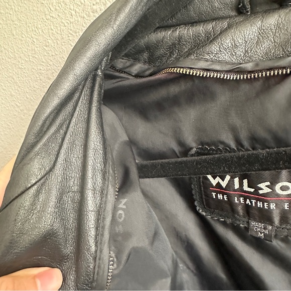 Vintage Wilson Classic Black Leather Jacket Medium - Picture 8 of 16